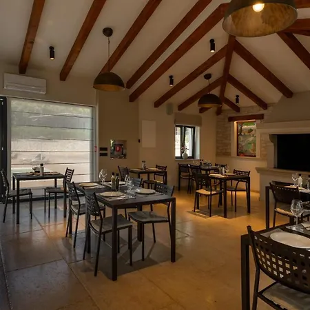 Camping Banki Green Istrian Village - & Glamping Tents Basici