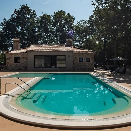 Banki Green Istrian Village - & Glamping Tents *