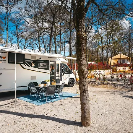 Camping Banki Green Istrian Village - & Glamping Tents Basici